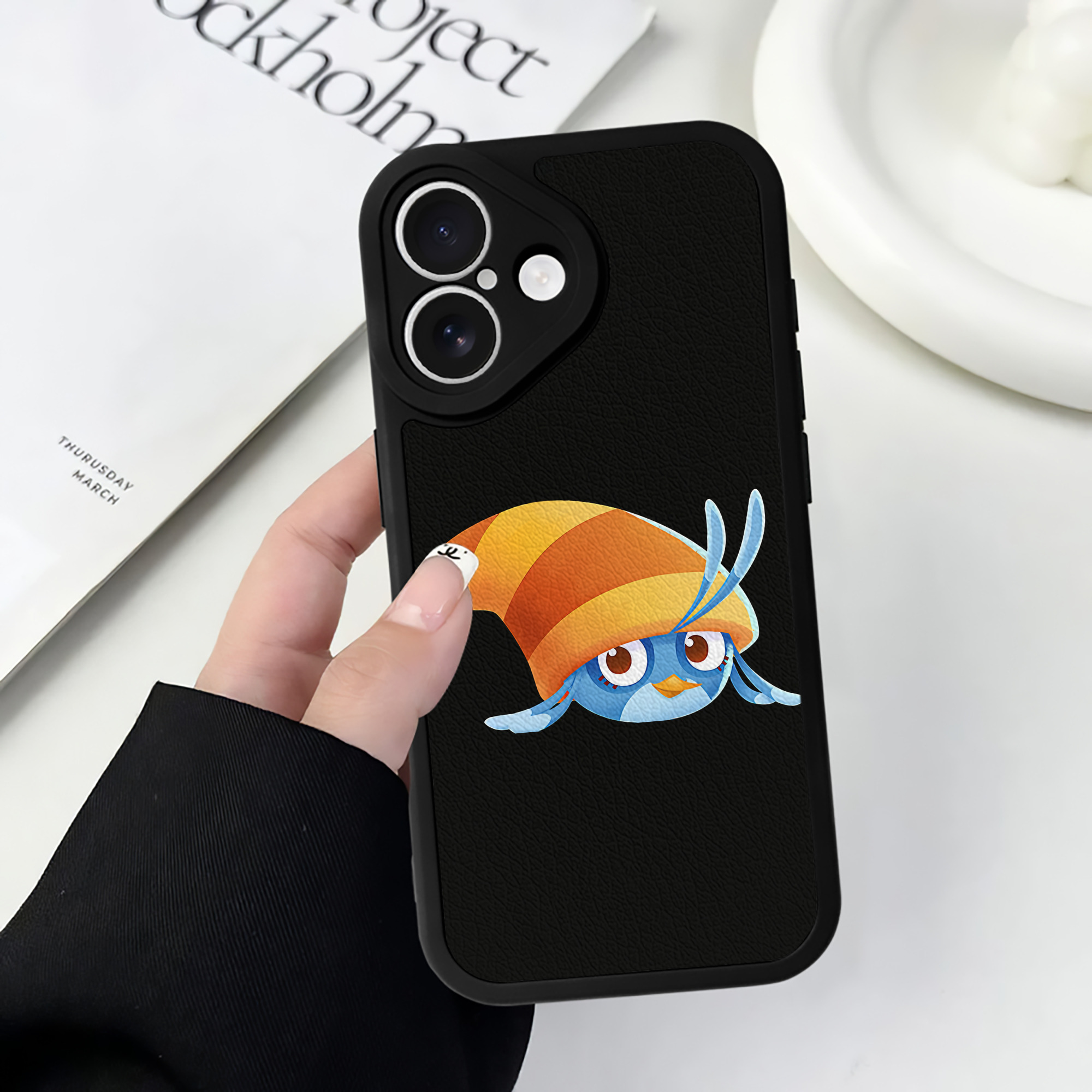 （画像用） Angry Birds アングリーバード 【iPhone 16シリーズ対応】シリコンスマホケース（レザー調） 材質：シリコン